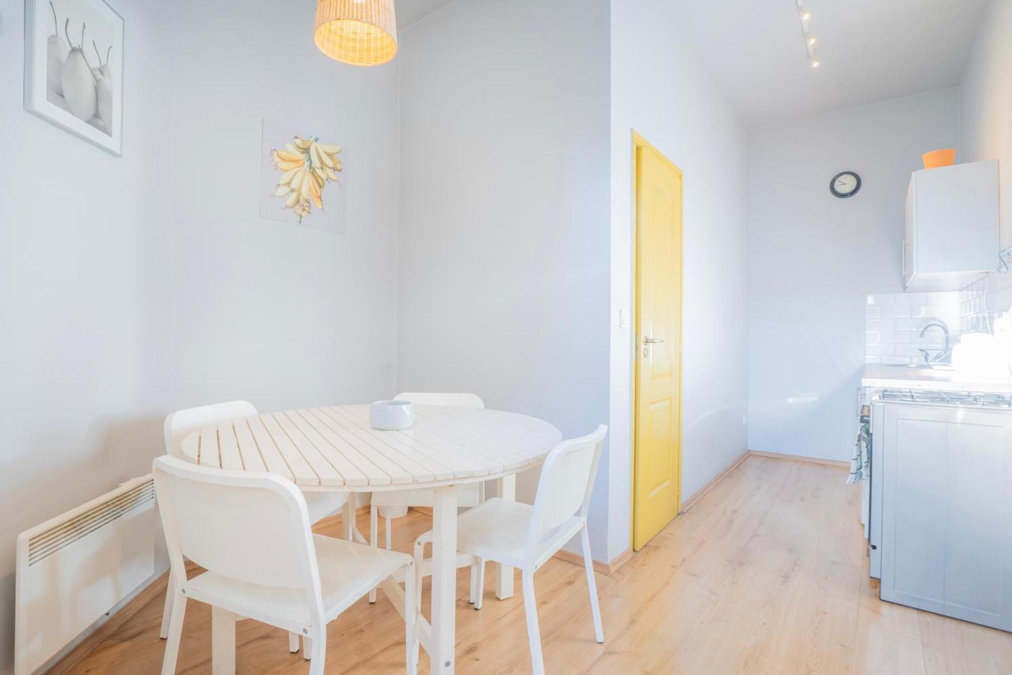Klau10 Studio Apartment In Party District. Budapest Kültér fotó